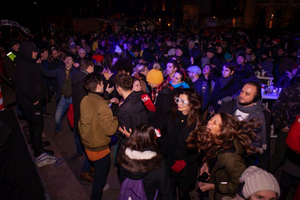 VELIKA ŽURKA I KONCERTI U CENTRU BEOGRADA: DOČEK 2020. NA COCA COLA x NEW YEAR’S DISTRICTU