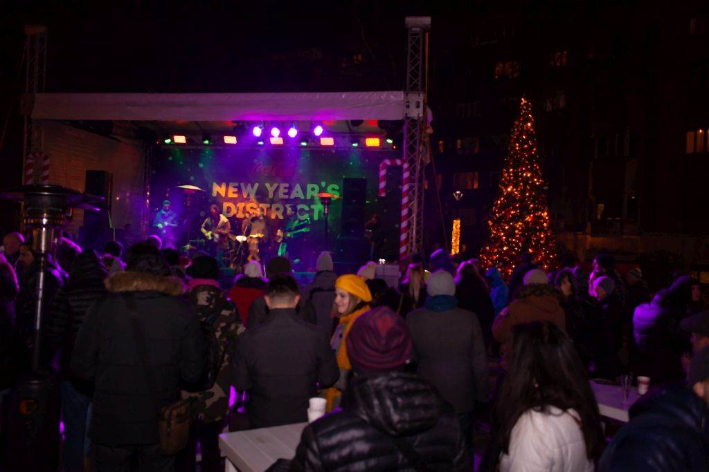 BOŽIĆ NA DRUGAČIJI NAČIN: proslavite najlepši praznik na Coca-Cola x New Year’s Districtu