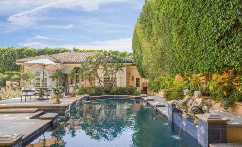 DOM LARIJA KINGA PRODAT ZA VIŠE OD 15 MILIONA DOLARA: zavirite u kuću slavnog TV voditelja (FOTO)