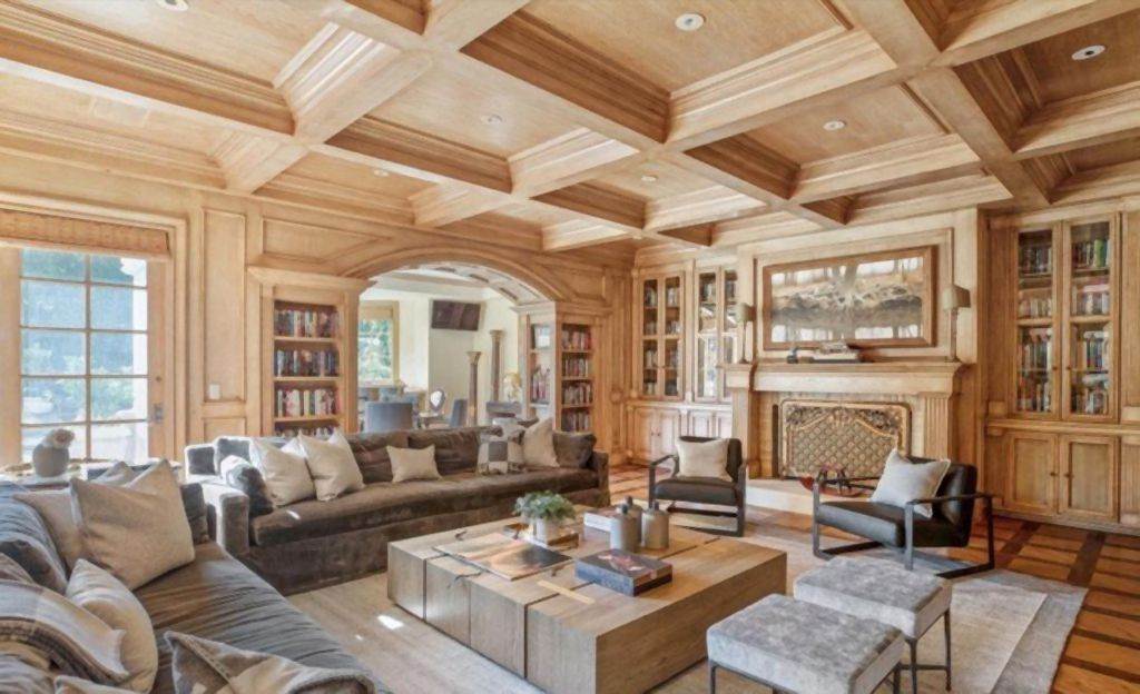 DOM LARIJA KINGA PRODAT ZA VIŠE OD 15 MILIONA DOLARA: zavirite u kuću slavnog TV voditelja (FOTO)