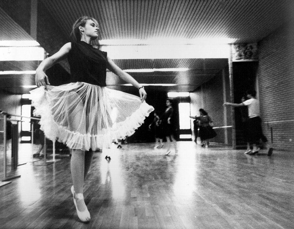 IZLOŽBA VEK I PO SRPSKE ŠKOLE GLUME: fotografije koje će vas oduševiti, prepoznajte svoje omiljene glumce!