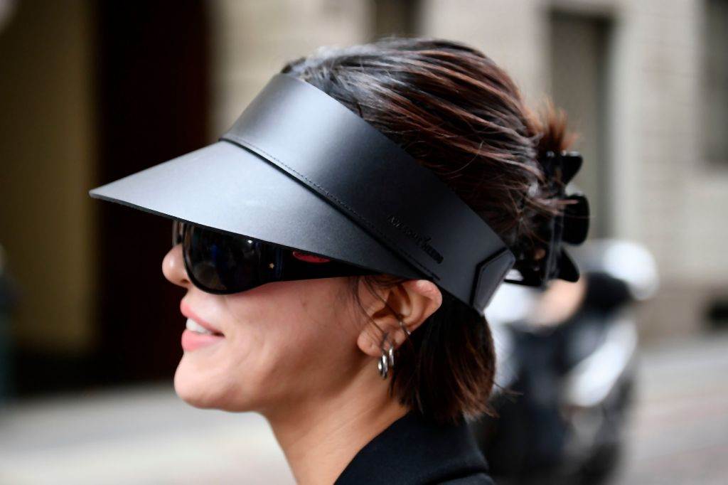 NAJLEPŠE FRIZURE KOJE NOSE ŽENE U PARIZU: vraća se modni detalj koji vole i dame u Srbiji