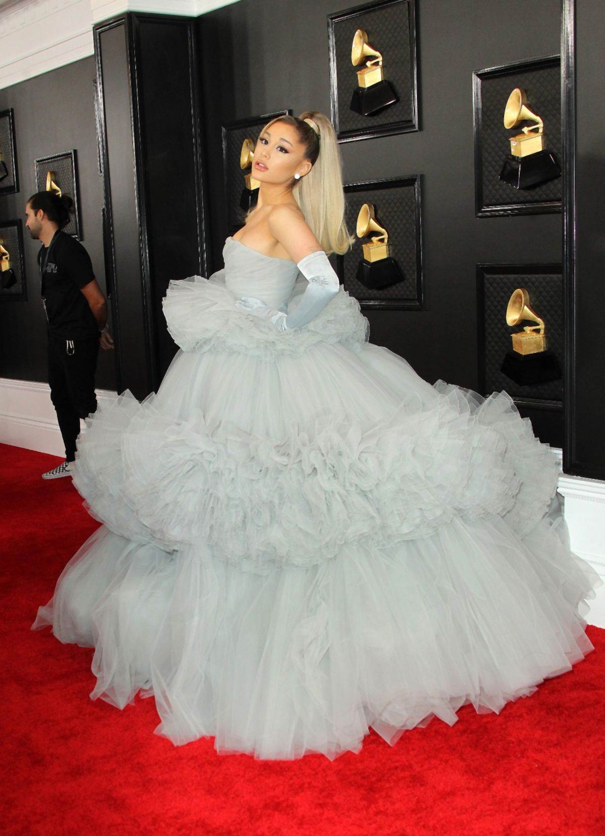 HALJINE NA DODELI GREMI NAGRADA 2020. RAZOČARALE KAO NIKAD DO SAD: samo jedna toaleta privlači kao magnet (FOTO)