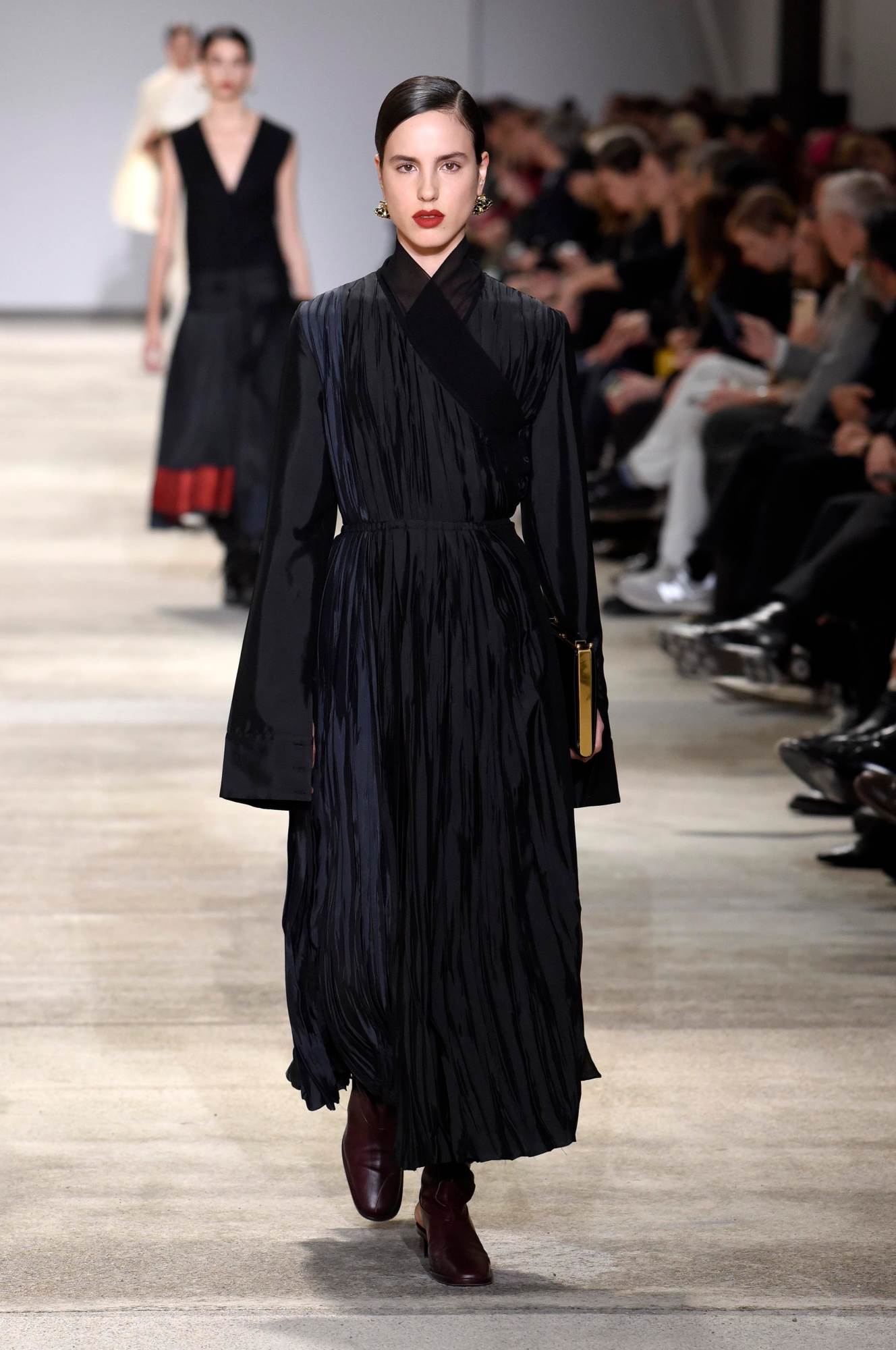 NAJLEPŠE HALJINE ITALIJANSKE NEDELJE MODE 2020: savršena paleta boja i krojevi koji prikrivaju svaku manu (FOTO)