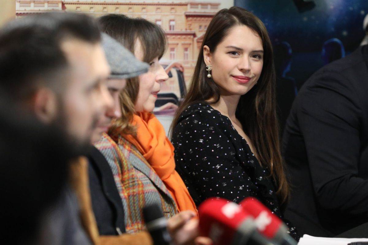 NAJLEPŠA RUSKA GLUMICA OČARALA SRBIJU: Dijana Požarskaja diskretno doterana osvojila i ženska srca (FOTO)