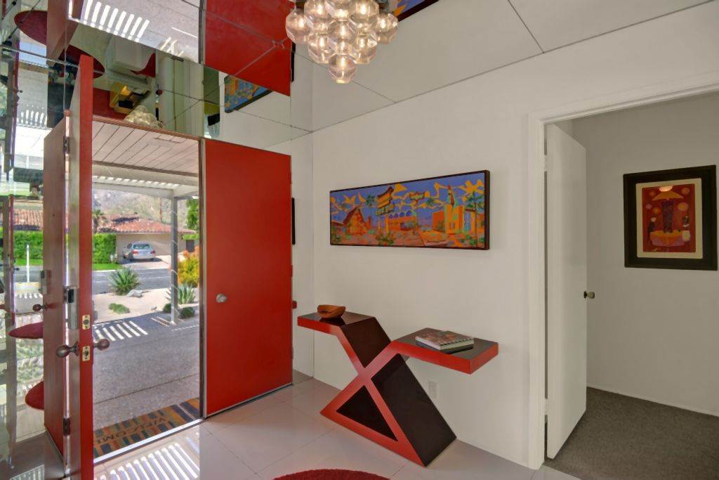 ČAROBAN DOM VOLTA DIZNIJA: prizemna kuća sa bazenom za milion dolara (FOTO)