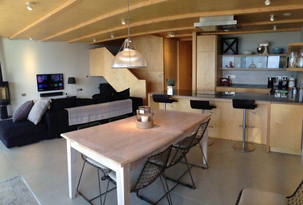 KUĆICA NA MORU: pogled i izlaz na plažu koji se ne zaboravljaju (FOTO)