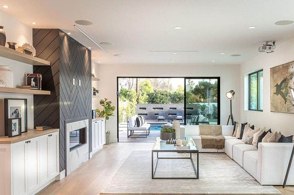 MODERNA KUĆA SA JEDNOSTAVNIM NAMEŠTAJEM: renoviranje koje daje više svetla i lepši pogled u dvorište (FOTO)