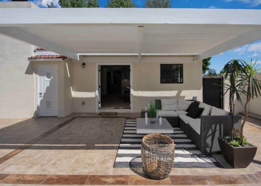 KUĆA ZA UŽIVANJE DŽENIFER LOPEZ: za koga je renovirana vila sa tri spavaće sobe koju bi svako poželeo (FOTO)