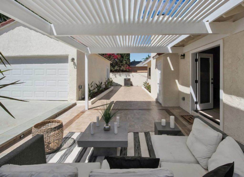 KUĆA ZA UŽIVANJE DŽENIFER LOPEZ: za koga je renovirana vila sa tri spavaće sobe koju bi svako poželeo (FOTO)