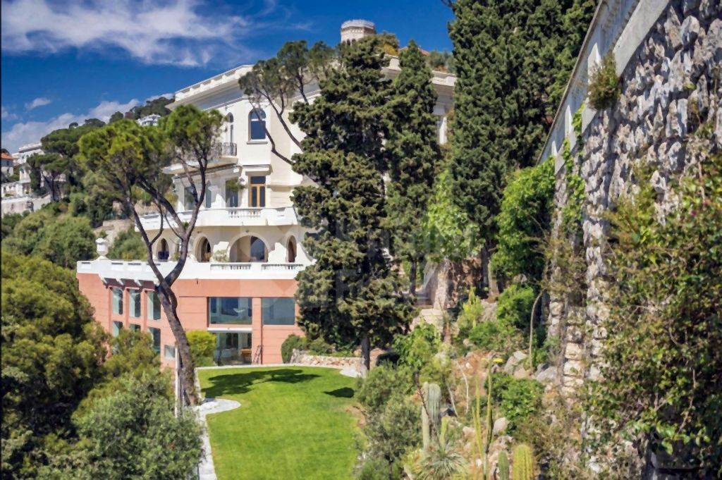 kuca-son-koneri-francuska-vila-dzems-bond