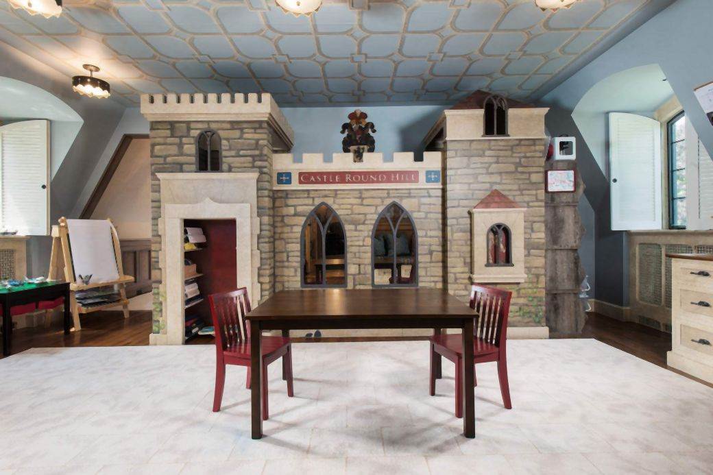 tomi hilfiger kuca dvoriste basta kapija bazen fontana