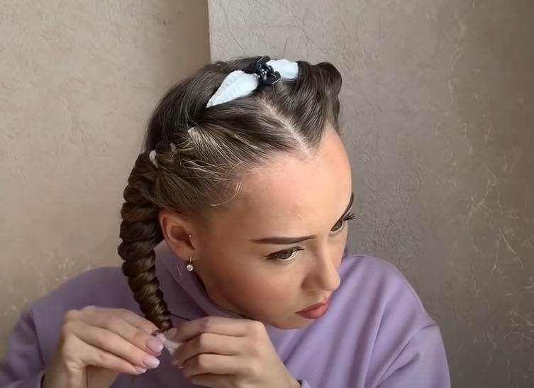 lokne frizura sa krpom marama traka 