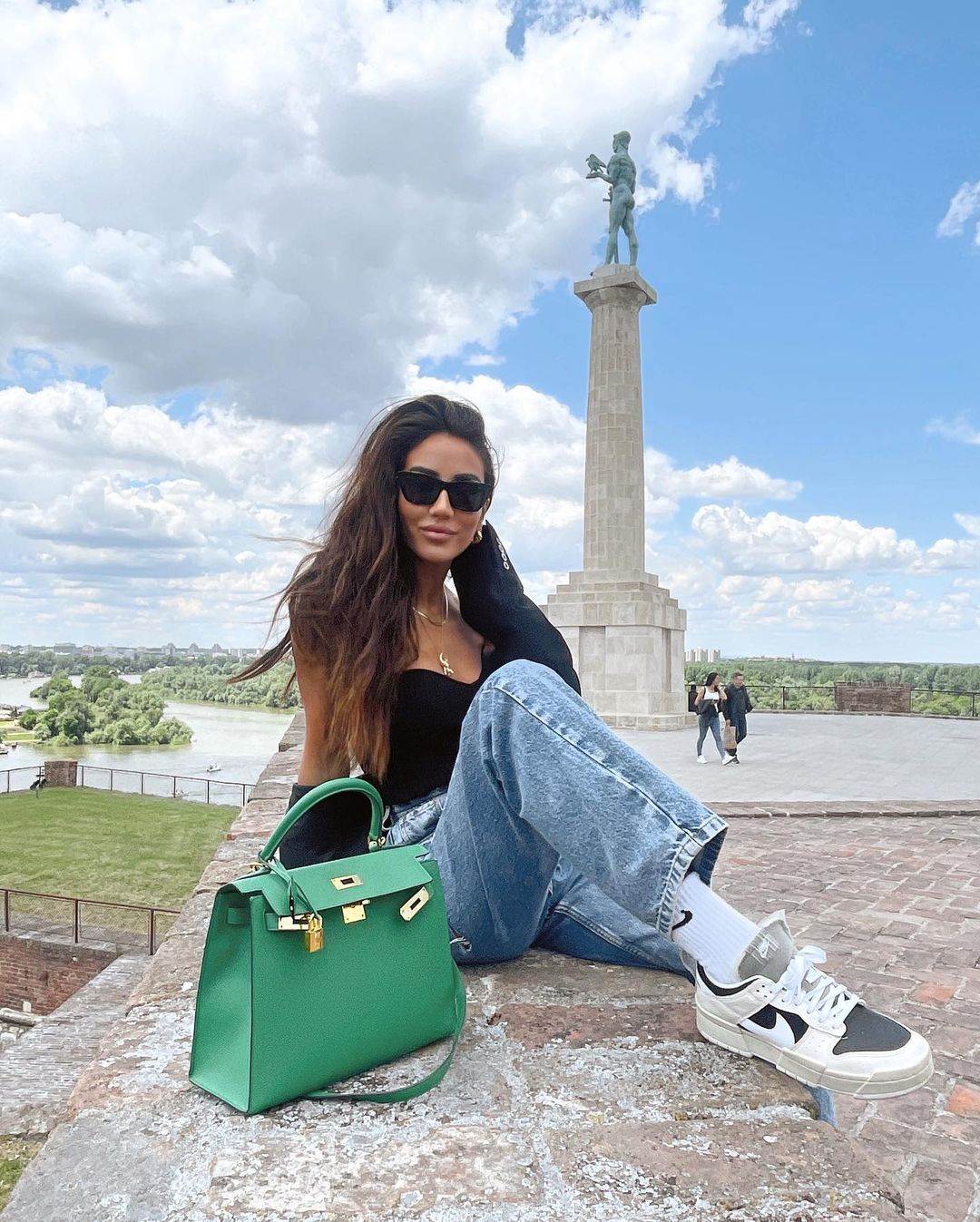 tamara kalinic obijen stan slika