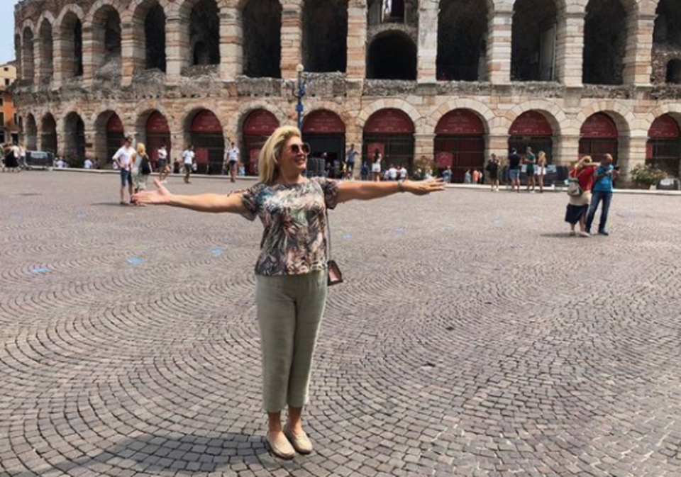 Suzana Mančić leto provodi u Grčkoj
