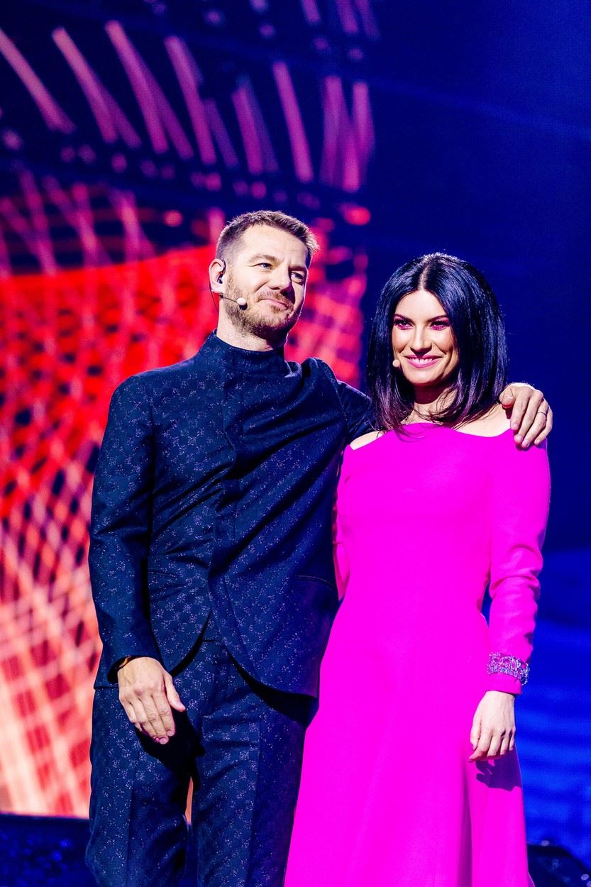 Stajling Laura Pausini voditeljke Evrovizije