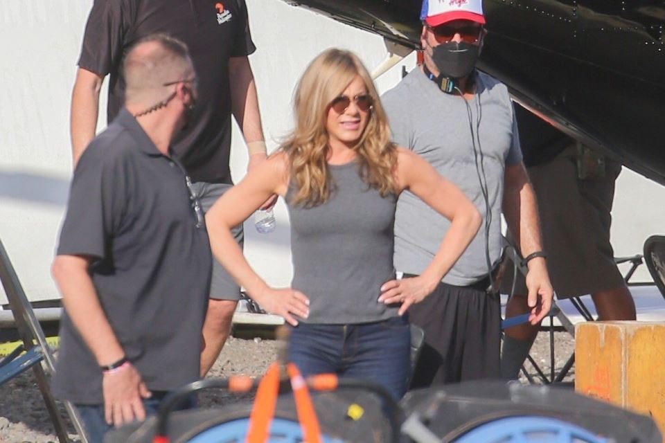 dzenifer aniston