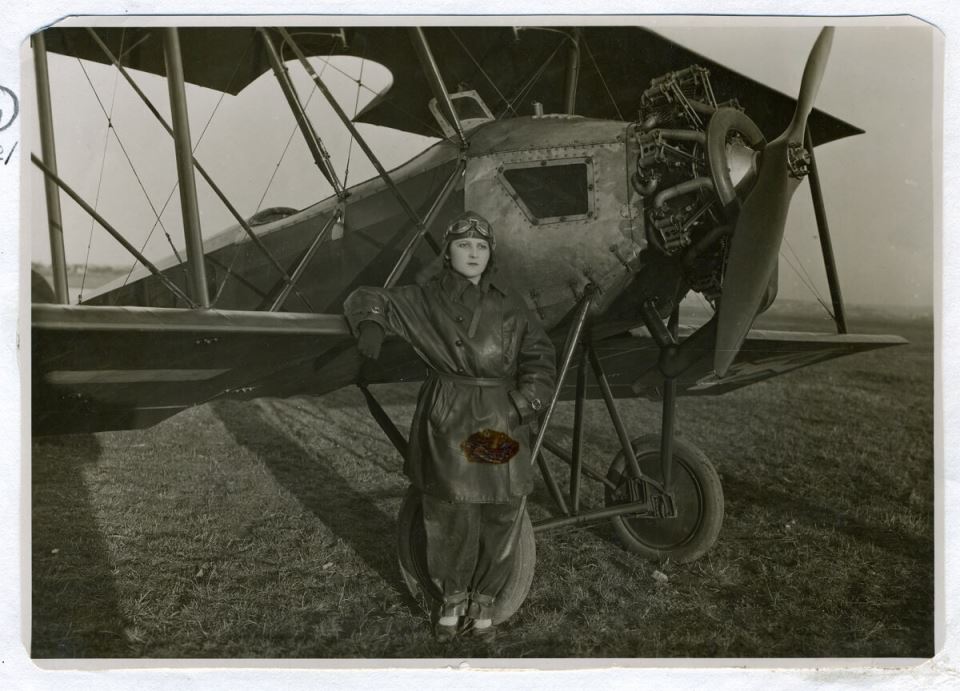 Danica Tomić prva žena pilot