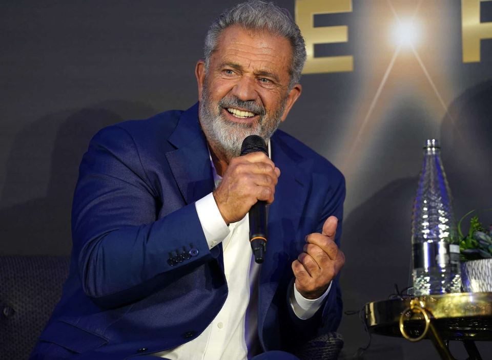 mel gibson 0695694273-min.jpg