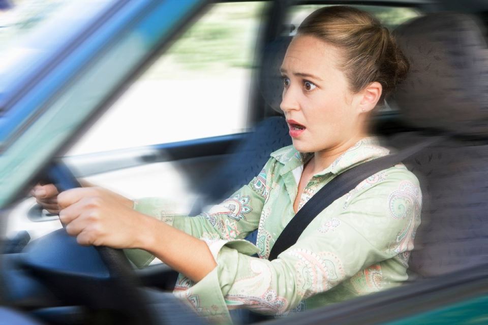 zena u automobilu 0014152299.jpg