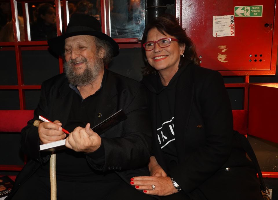 Petar Božović o prvoj ženi