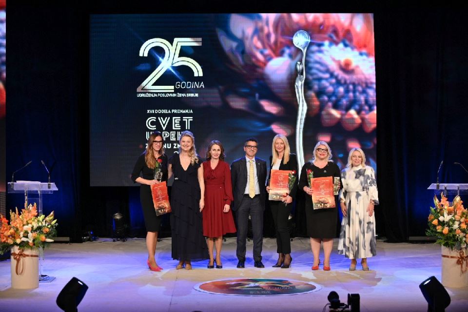 Dodela priznanja Avon rodno najsenzitivnija kompanija.jpg