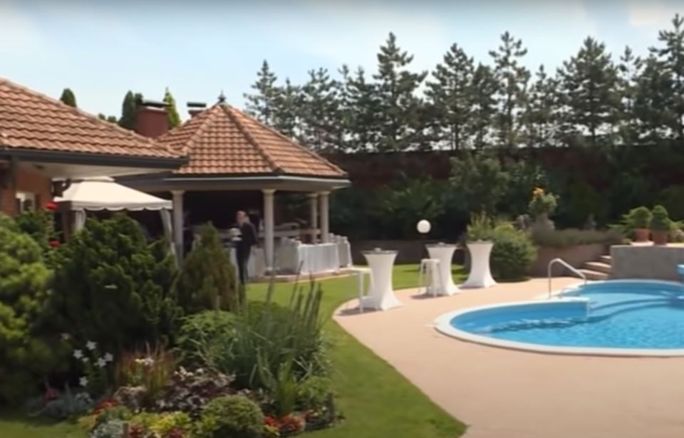 kuca lepe brene i bobe zivojinovica 3-min.jpg