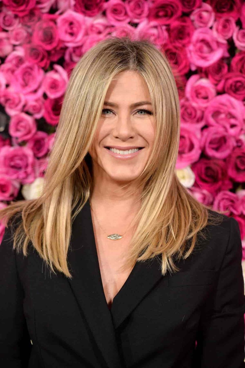 dzenifer aniston 0281463226-min.jpg