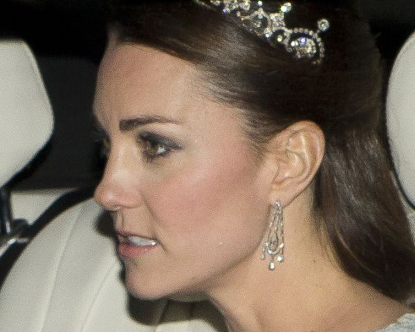 Kejt Midlton: nova frizura s tijarom