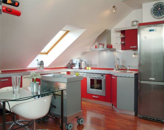 Istaknite kosinu potkrovlja