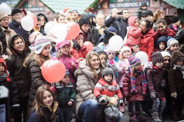 Novogodišnji program manifestacije "Trg otvorenog srca"