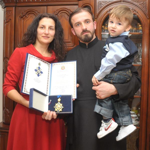 Radost Božića u kući sa sedmoro dece