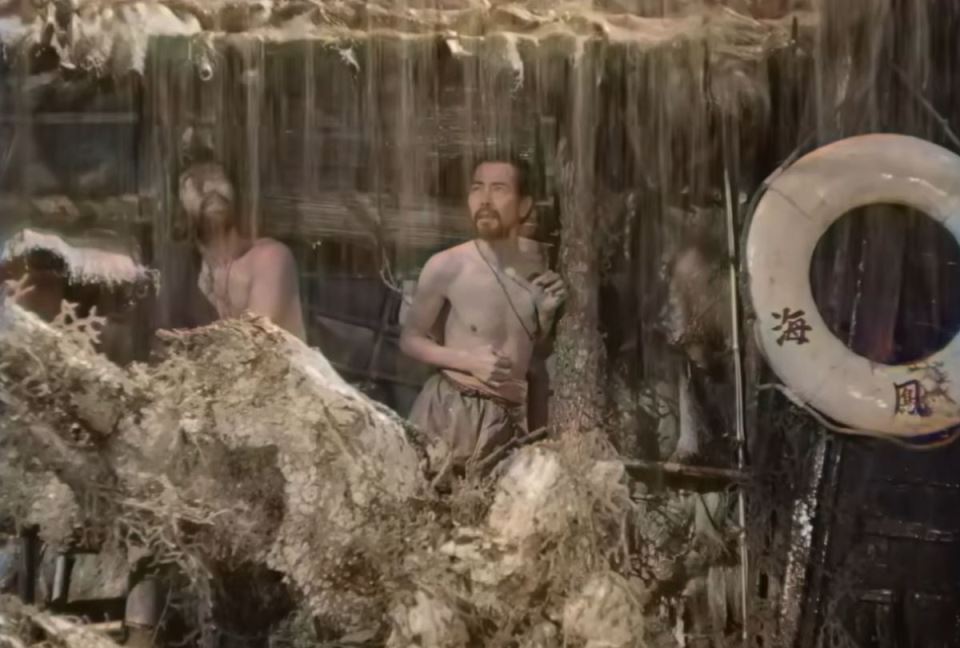Žena i 32 muškarca na pustom ostrvu