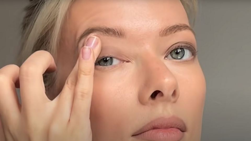 sminka rumenilo Elena Rachitskaya 3.jpg