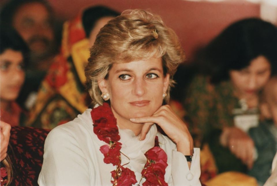 princeza dajana lejdi di 0476696837.jpg