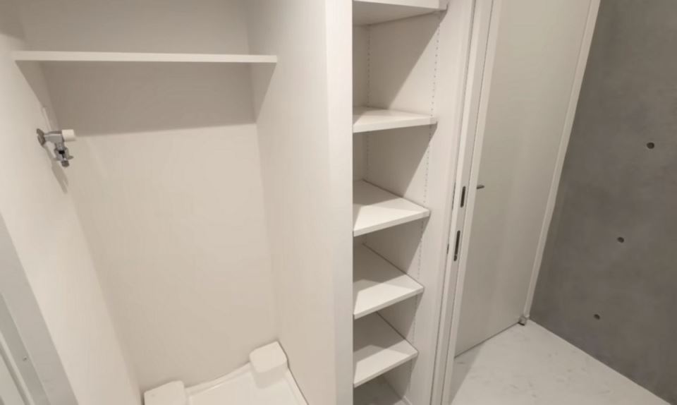 mali stan od 32 kvadrata sa spavaćom sobom