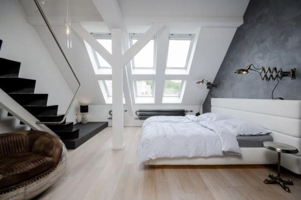 Elegantni apartman u potkrovlju stare zgrade