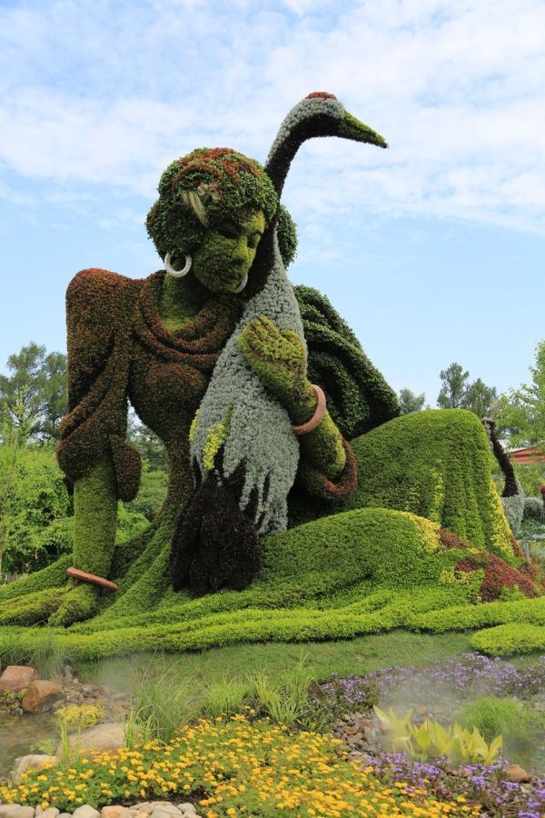 Čudesne skulpture za koje ne biste verovali da su napravljene od cveća