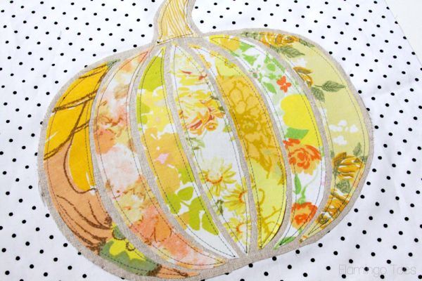 Idealan poklon ili osveženje za vašu dnevnu sobu: napravite slatki jesenji jastučić "bundeva"