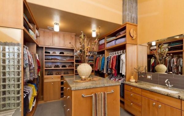 UREDAN DOM: ukradite rešenja iz najlepših garderobera u svetu (GALERIJA)