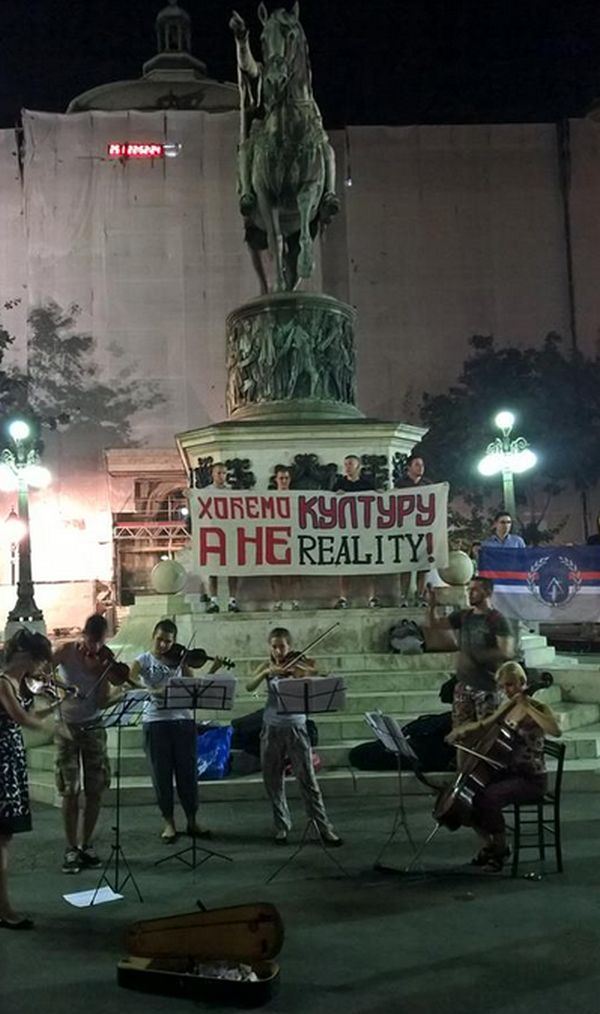 Više od 50 hiljada lajkova za protest mladih u Beogradu: Hoćemo kulturu a ne rijaliti! (FOTO)