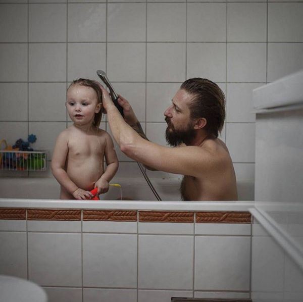 Muškarci na porodiljskom odsustvu: kako žive tate u Švedskoj (FOTO)