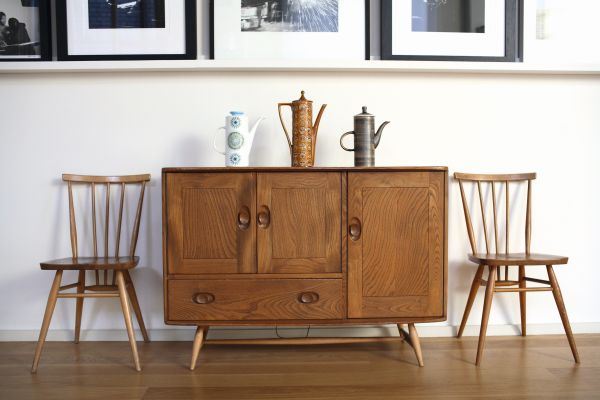 Plemeniti i topli materijali za uređenje stana: zašto toliko volimo drvo u enterijeru