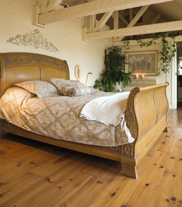 Plemeniti i topli materijali za uređenje stana: zašto toliko volimo drvo u enterijeru