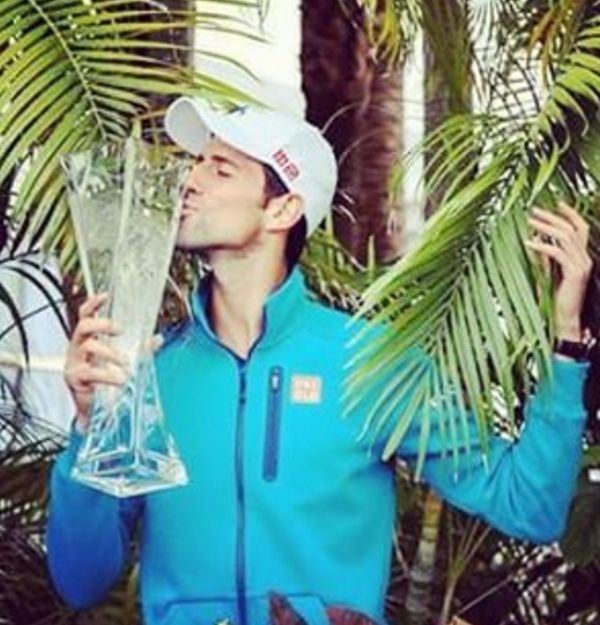 Jelena Đoković odabrala najlepšu sliku za čestitku: Novak je kralj tenisa i cvetne Floride (FOTO)
