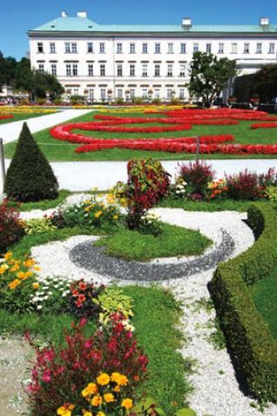 U zemlji carskih dvoraca i valcera