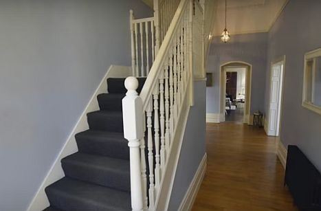 Englez poklanja vilu koja vredi milione: evo kako da dobijete raskošnu kuću za samo 2 funte (FOTO + VIDEO)