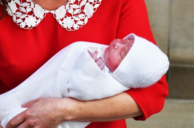 GINEKOLOG OTKRIVA ISTINU O TRUDNOĆI I POROĐAJU KEJT MIDLTON: ove slike princeze i bebe izbliza pokazuju šta iznenađuje obične ljude (FOTO)