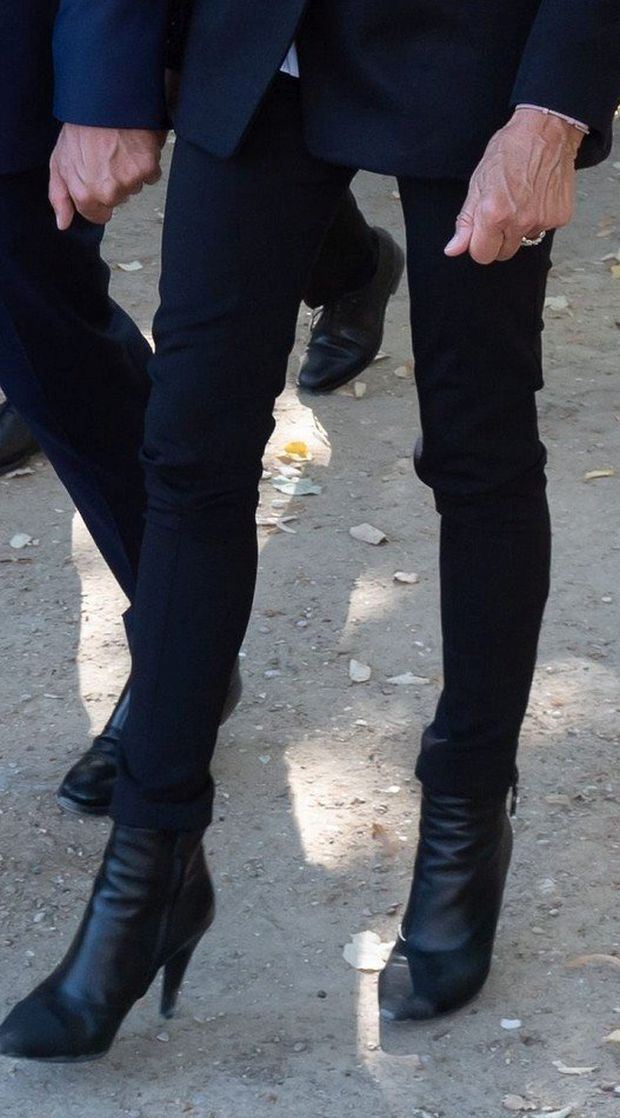BRIŽIT MAKRON ODRŽALA MODNU LEKCIJU SVIM ŽENAMA: Prva dama Francuske u pantalonama i čizmama koje izdužuju noge (FOTO)