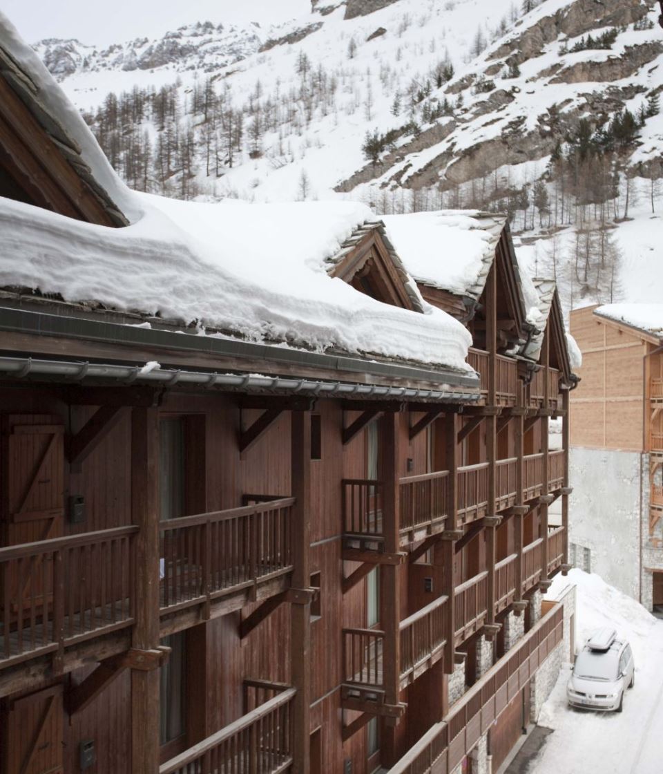 ALPSKI STIL SA OTMENOM NOTOM! PRELEP PLANINSKI ENTERIJER: u ovaj šale ćete se zaljubiti (FOTO)